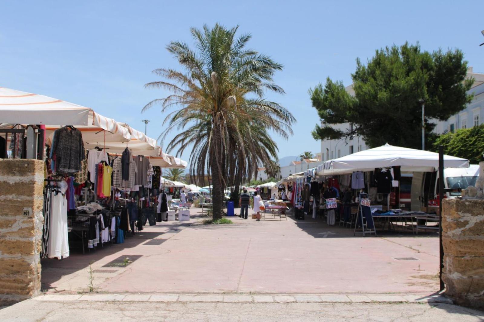 Casa Vacanza "Fortuna" Balestrate Bagian luar foto